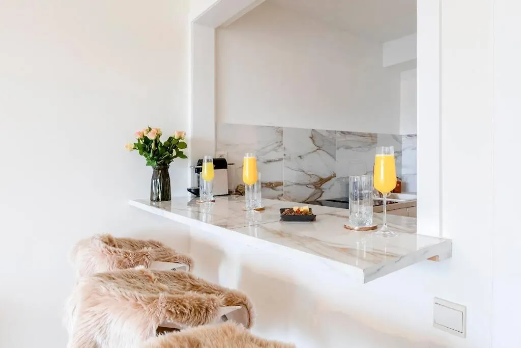 Luxury Leie View Apartment Ghent