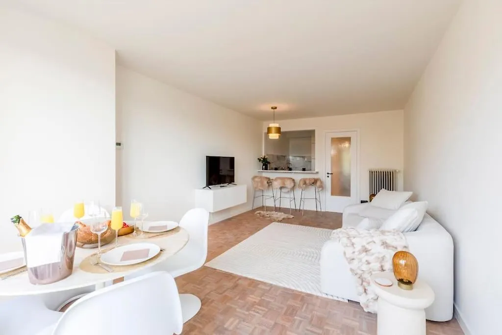 Luxury Leie View Apartment Ghent